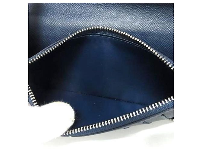 Cartera larga de cuero Taiga Louis Vuitton Azul - vista 6