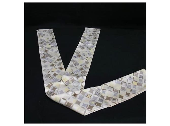 Foulard in seta multicolore Louis Vuitton - vista 3