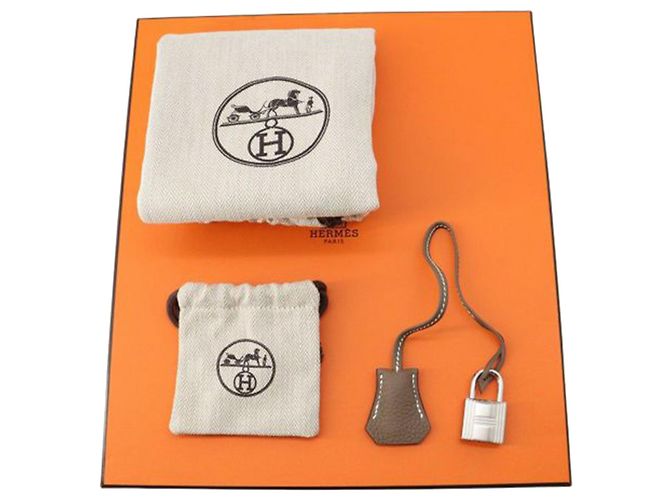 Hermès Brown Togo Kelly Hac A Dos PM Braun Taupe - Ansicht 9