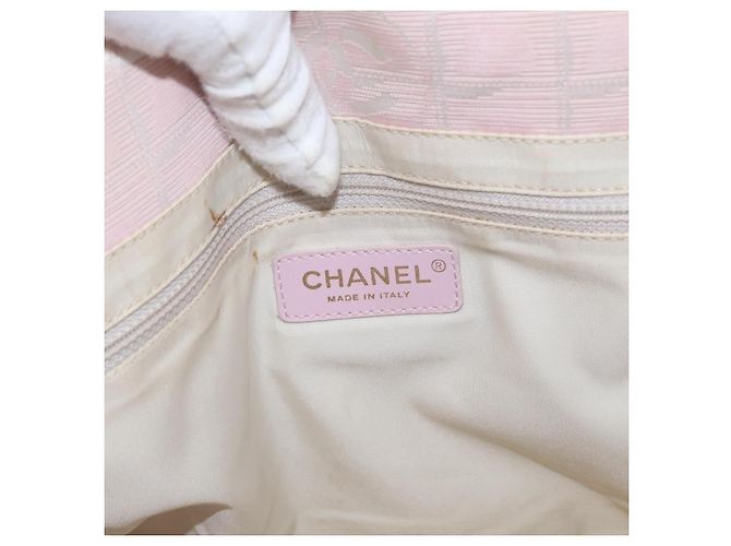 Bolsa Tote de Nylon Média da Linha de Viagem Chanel Rosa - vista 7
