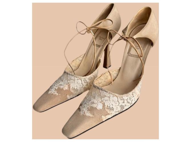 Christian Dior Pumps in suede beige e pizzo - vista 2