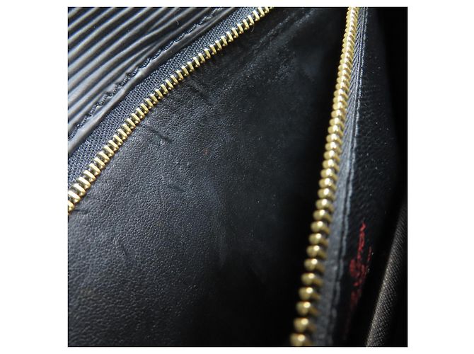 Louis Vuitton M52762 Pochette Serie Dragonne Nero - vista 10
