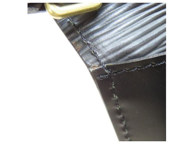 Louis Vuitton M52762 Pochette Serie Dragonne Nero - vista 12
