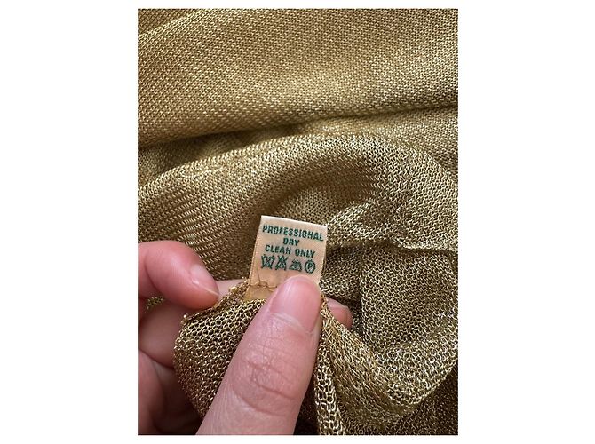 Prada Kleid aus goldenem Metallic-Acetat-Strick - Ansicht 16