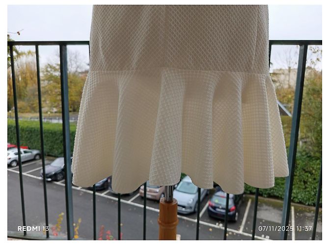 Nina Ricci Kleid aus Seide Creme Roh - Ansicht 9
