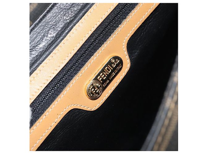 Borsa a mano in tela Zucca FENDI PVC marrone nero Auth 158200 - vista 19