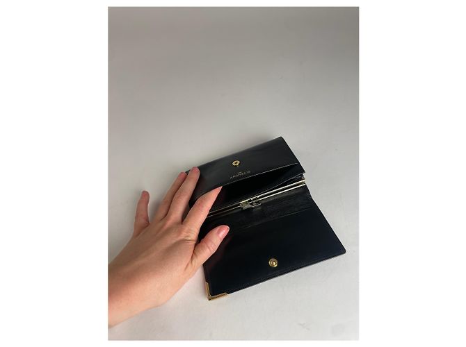 Vintage Givenchy Leather Wallet Black - view 3