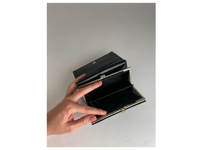 Vintage Givenchy Leather Wallet Black - view 4
