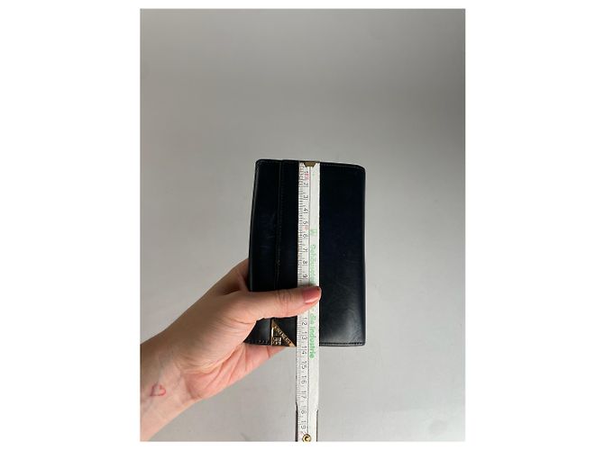 Vintage Givenchy Leather Wallet Black - view 9