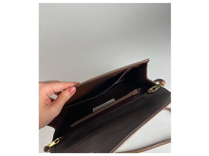 Bolsa de ombro de couro assimétrica vintage Givenchy marrom - vista 3