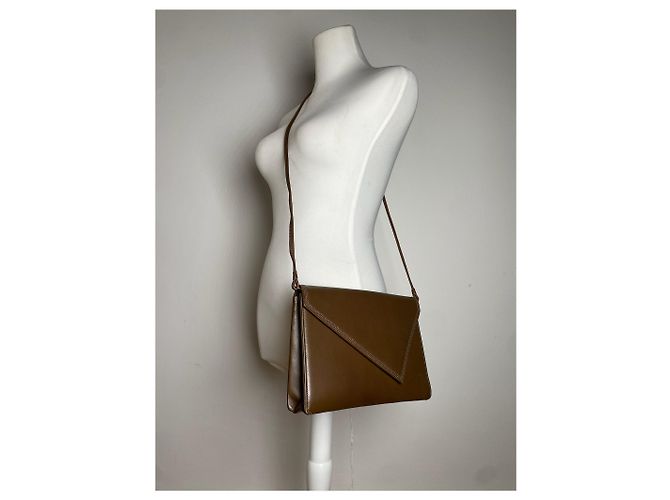 Bolsa de ombro de couro assimétrica vintage Givenchy marrom - vista 5