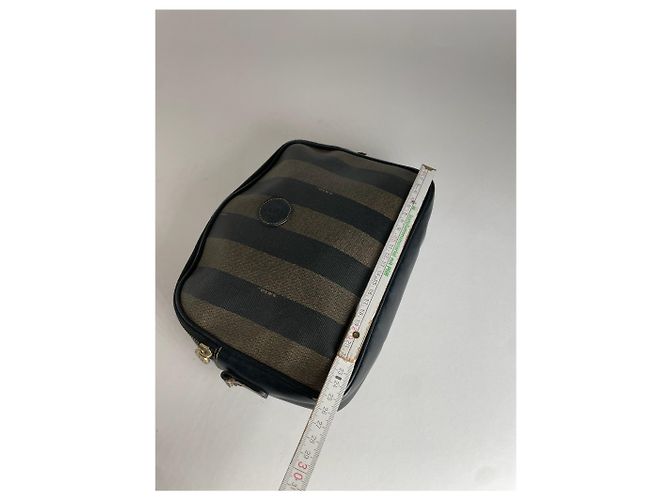 Clutch in pelle a righe vintage Fendi nero e marrone - vista 11