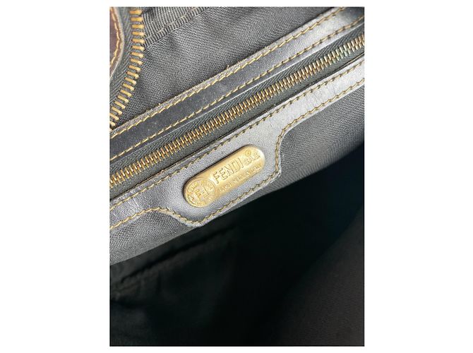 Clutch in pelle a righe vintage Fendi nero e marrone - vista 3