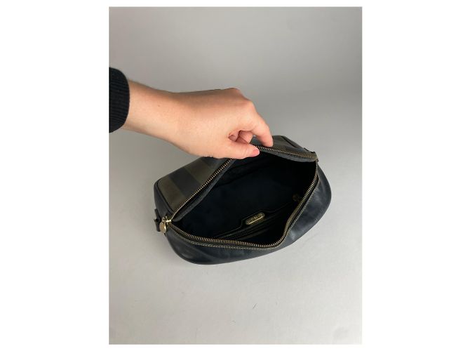 Clutch in pelle a righe vintage Fendi nero e marrone - vista 4