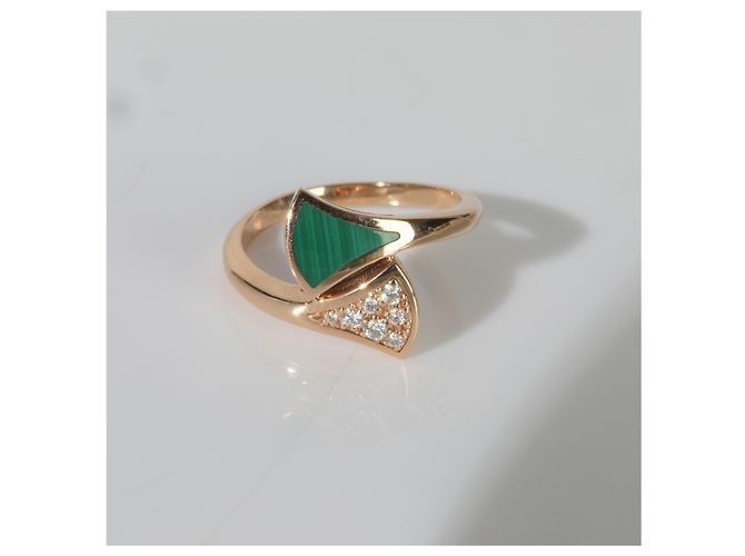 Bulgari Anello Diva's Dream in oro rosa, malachite e diamanti BVLGARI - vista 7