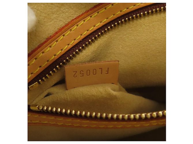 Borsa a Spalla Looping MM M51146 di Louis Vuitton Monogramma - vista 7