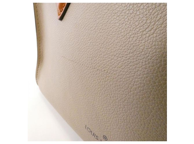 Louis Vuitton On My Side MM Handbag - view 4