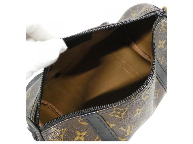 Sac à épaule Mini Polochon Monogram Solar Ray de Louis Vuitton Marron - vue 7