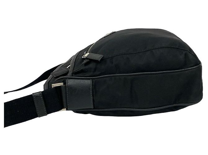 Schultertasche aus Nylon und Saffiano-Leder mit Prada-Dreieckslogo Schwarz - Ansicht 6
