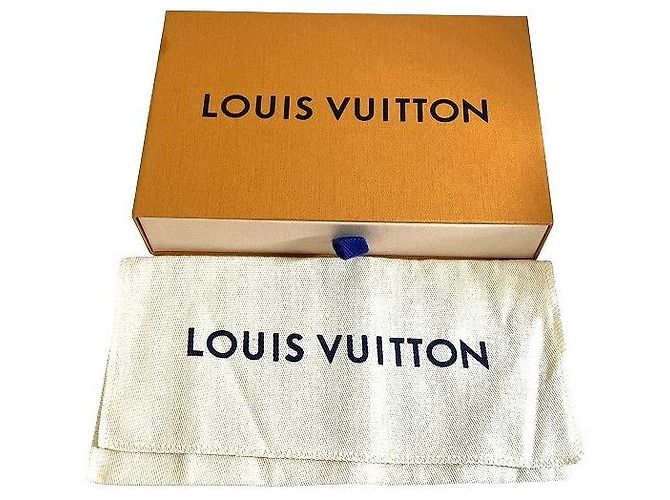 Portafoglio Lungo Monogramma Sarah di Louis Vuitton Rosa - vista 5