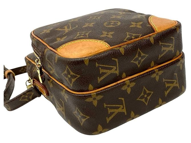 Mini borsa a spalla in pelle Monogram Amazon di Louis Vuitton Marrone - vista 8