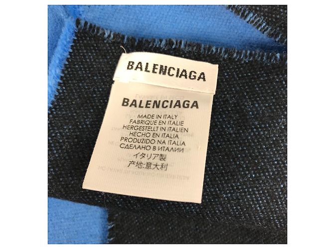 Blaue Wollschals von Balenciaga - Ansicht 7
