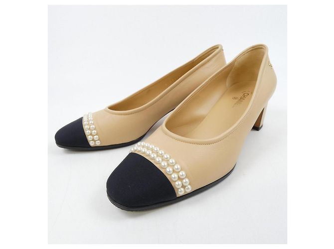 Timeless Pumps Chanel G35402Y50387 Beige - vista 3