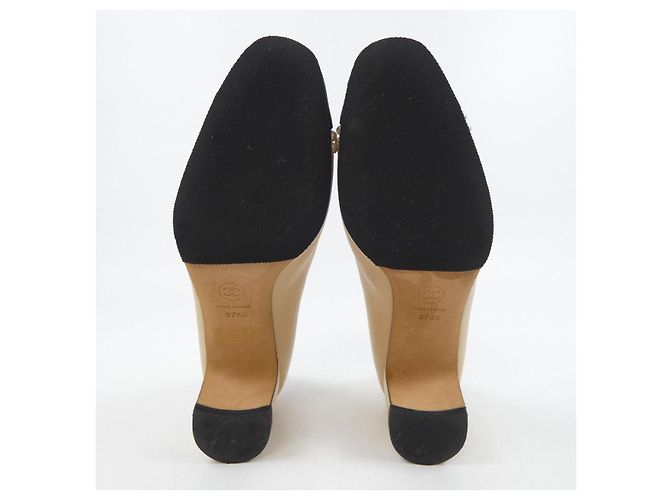 Timeless Pumps Chanel G35402Y50387 Beige - vista 4
