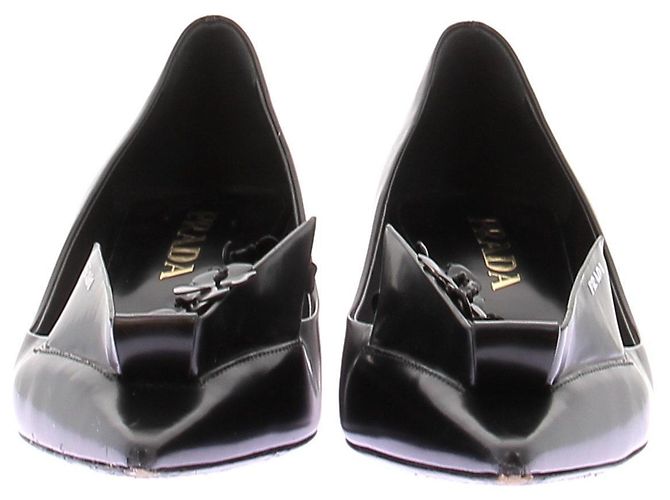 Prada Lackleder-Pumps mit floralem Applikation Schwarz - Ansicht 2