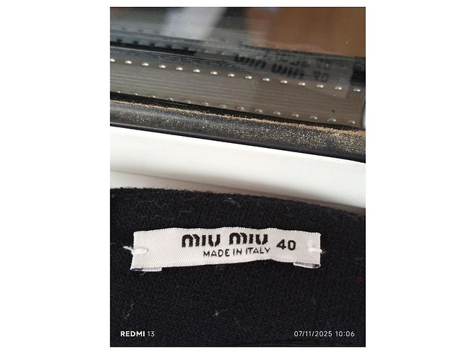 Saia Trapézio Miu Miu Preta de Lã com Renda e Pérolas Preto - vista 12
