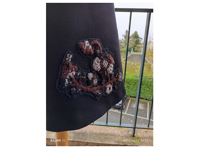 Saia Trapézio Miu Miu Preta de Lã com Renda e Pérolas Preto - vista 3