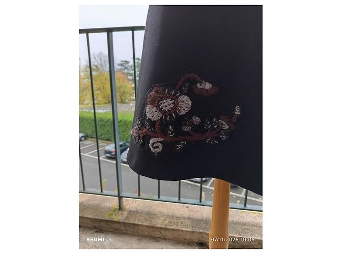 Saia Trapézio Miu Miu Preta de Lã com Renda e Pérolas Preto - vista 4