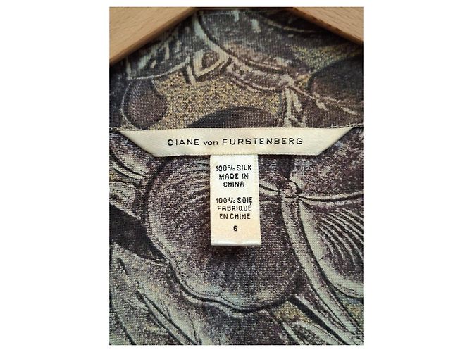 Diane Von Furstenberg Vestido envolvente de seda estampada Castaño - vista 2