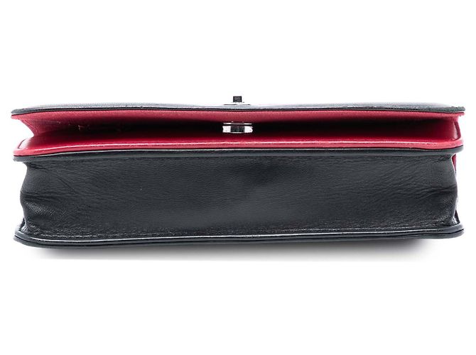 Wallet On Chain Chanel Schwarze CC gesteppte Lammleder Geldbörse mit Kette - Ansicht 3