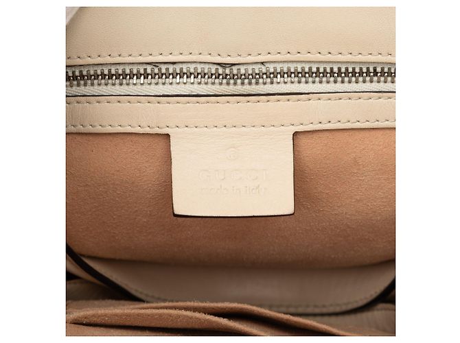 Bolsa Gucci Dionysus em couro acolchoado branco com web Cru - vista 5