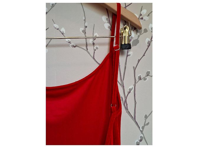 Reformation Rotes Samtkleid - Ansicht 7