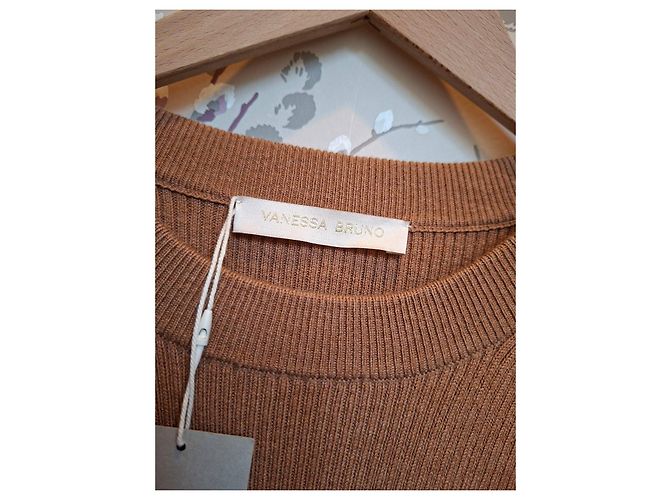 Vestido corto de punto camel de Vanessa Bruno Camello - vista 3
