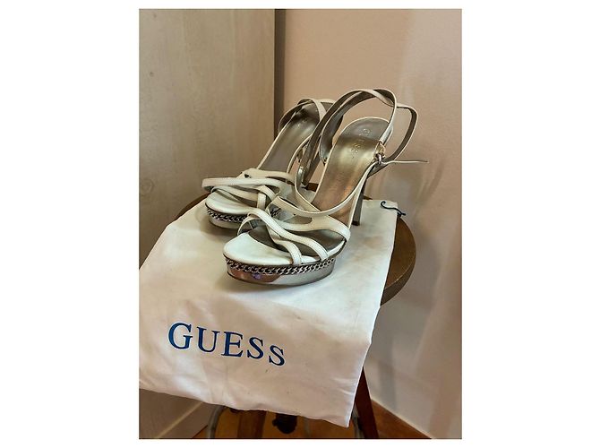 Sandali con tacco Guess in pelle bianco e argento 40 - vista 6