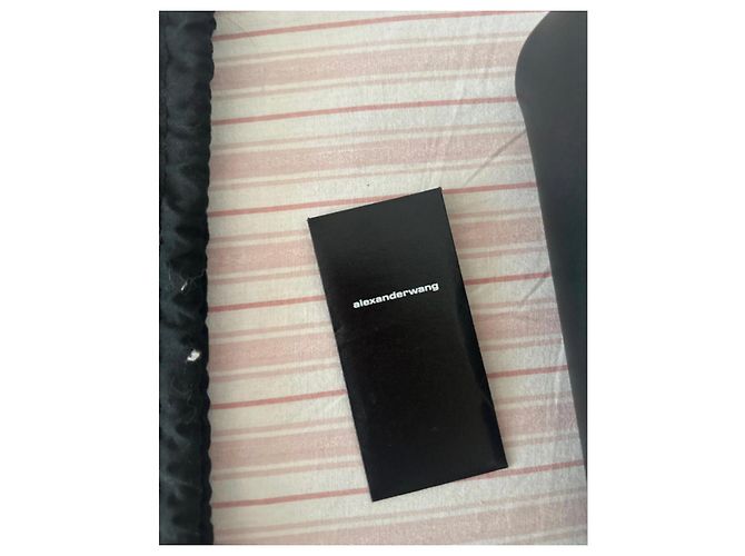 Borsa a spalla in pelle nera Alexander Wang con manico a catena con logo Nero - vista 8