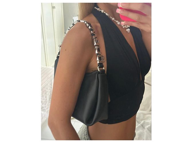 Borsa a spalla in pelle nera Alexander Wang con manico a catena con logo Nero - vista 9