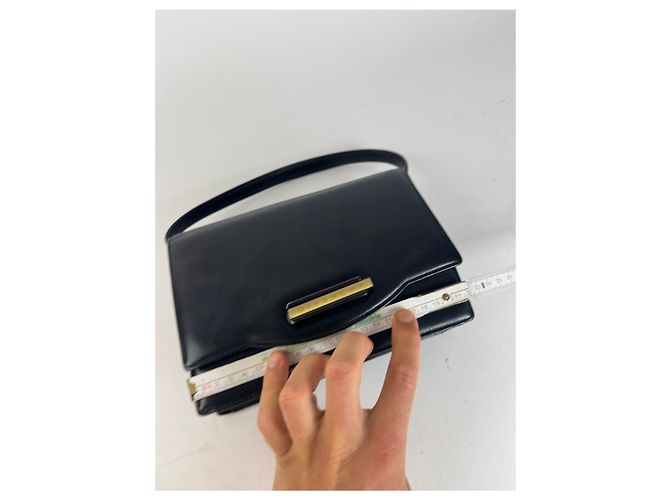 Vintage Givenchy Ledertasche schwarz - Ansicht 14