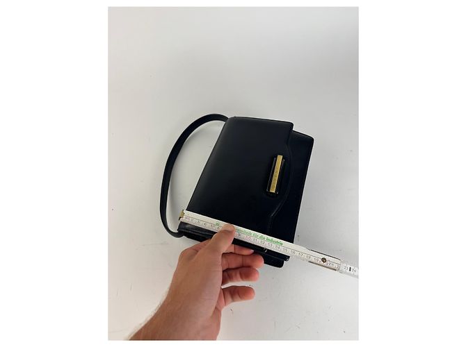 Vintage Givenchy Ledertasche schwarz - Ansicht 15