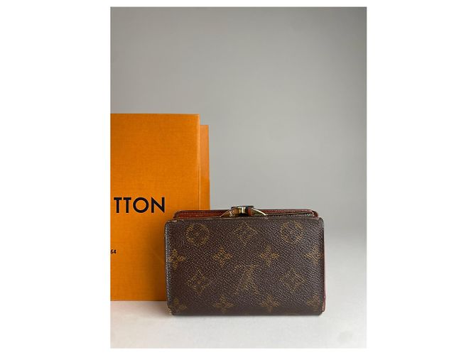 Vintage Louis Vuitton Leather Monogram Wallet Brown - view 6