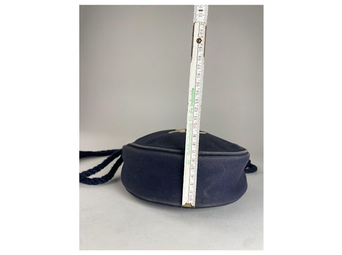 Vintage Courreges Paris Canvas Umhängetasche in Navy und Weiß - Ansicht 9