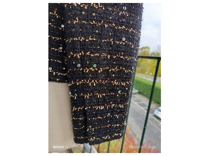 Giacca Blumarine in Tweed Nero e Oro con Paillettes Multicolore - vista 6