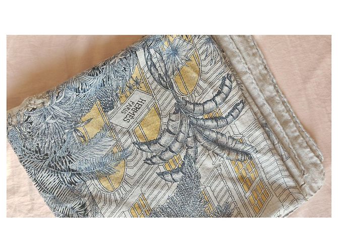 Sciarpa Hermès 'Faubourg Tropical' in cashmere Bianco Blu Beige - vista 10