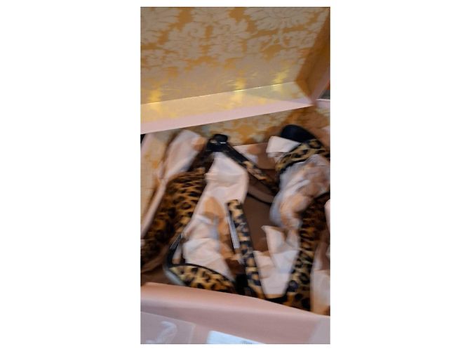Sandali con tacco Miu Miu leopardati Nero Stampa leopardo - vista 4