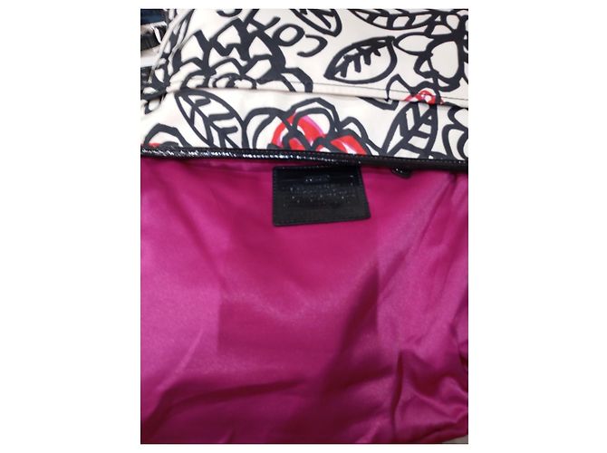 Borsa a spalla Coach con stampa floreale Nero Rosa Bianco Rosso - vista 7