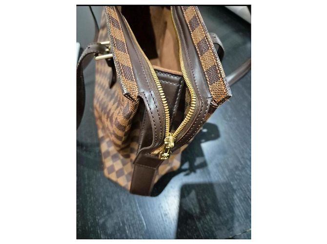 Chelsea Borsa a mano Louis Vuitton in pelle marrone scuro - vista 7