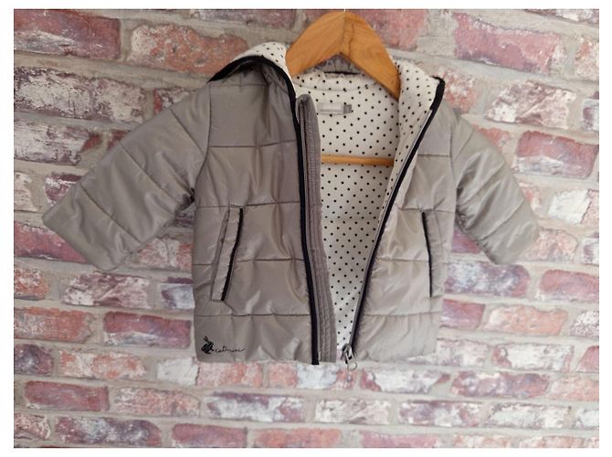 Catimini graue Steppjacke mit Sternen - Ansicht 4